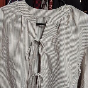 SHEIN stripes brown/beige Ribbon closure in front